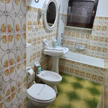 فندق مبيت وإفطار Blu Appartament Montoso